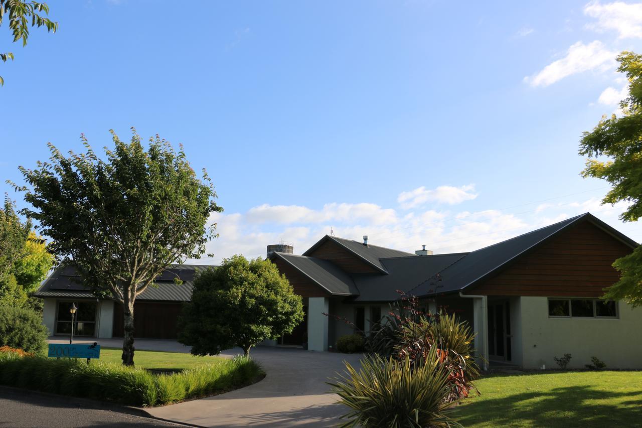 200 On Lake View Karapiro ภายนอก รูปภาพ